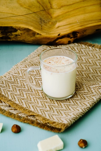 Bijela vruća čokolada s lješnjacima, 220 g